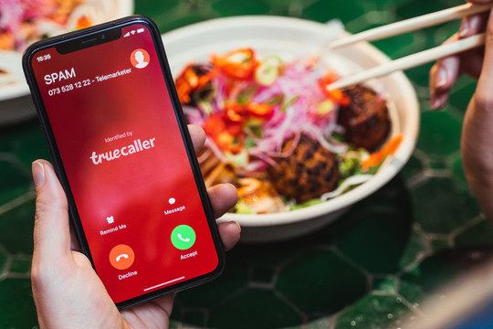 Cách sử dụng Truecaller trên iPhone để chặn cuộc gọi và tin nhắn rác