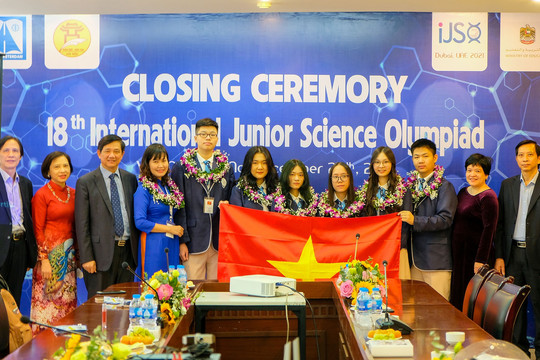 6 học sinh Việt Nam giành huy chương Olympic Khoa học trẻ quốc tế