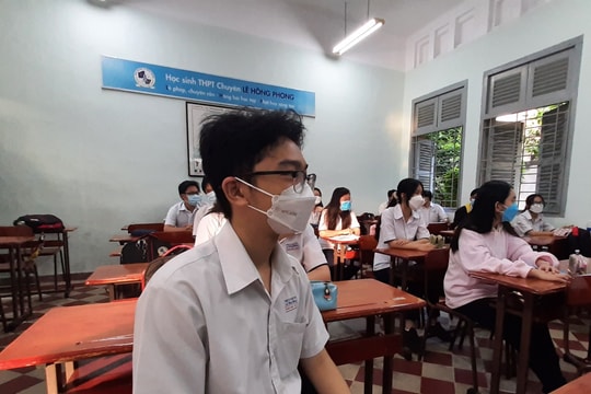 Nhiều trường ở TP.HCM mong học sinh các khối lớp khác sớm đi học trở lại