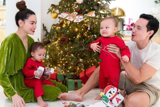 Kim Lý lên đồ Noel lạc quẻ với Hồ Ngọc Hà và cặp sinh đôi Lisa Leon