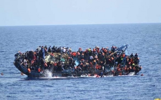 Hy Lạp: Chìm tàu ngoài khơi, hàng chục người di cư vào châu Âu thiệt mạng
