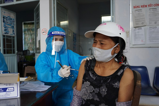 CDC Kon Tum đang báo cáo gói thầu mua kit xét nghiệm của Việt Á