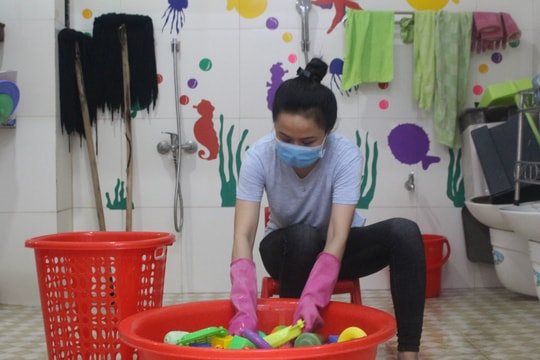 Giáo viên làm đủ nghề cầm cự qua mùa dịch, đầu tư cả chứng khoán
