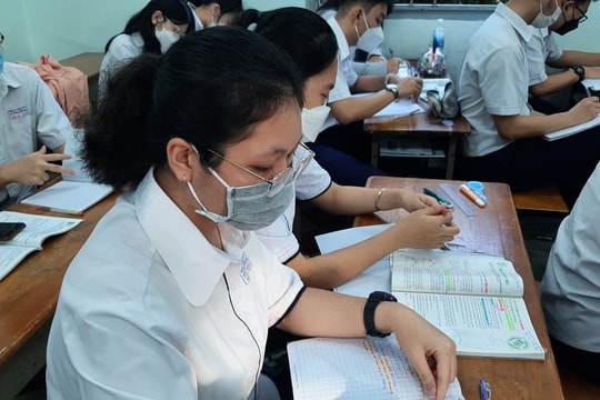 TP.HCM đề xuất cho học sinh khối lớp 7, 8 và 10, 11 đi học từ ngày 3/1