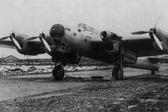 “Pháo đài bay” ANT-42 của Liên Xô từng được chế tạo như thế nào?