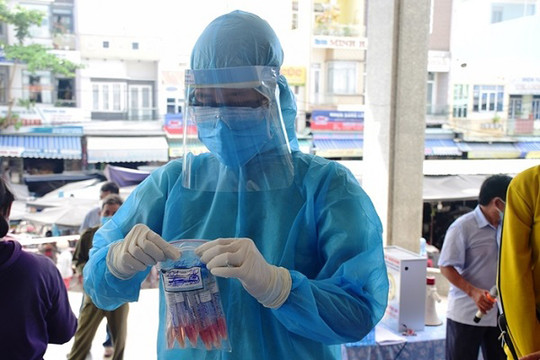 Phát hiện 14 người nhập cảnh tại Quảng Nam nhiễm biến thể Omicron
