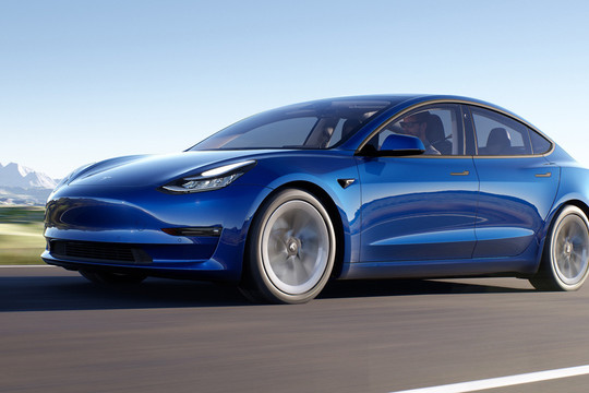 Gần nửa triệu xe Tesla Model 3 và Model S bị triệu hồi