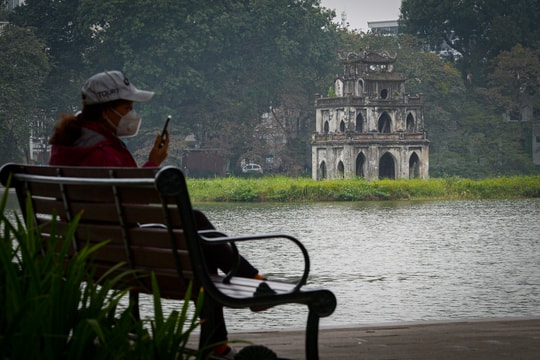 Ảnh: Phố phường Hà Nội vắng hoe ngày đầu năm mới