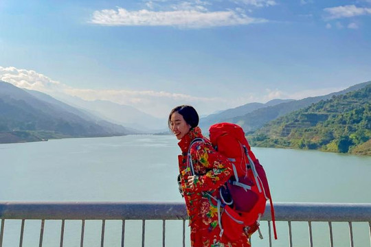 Cô gái xinh đẹp nhận 'bão like' nhờ những tiết lộ thú vị về du lịch Điện Biên