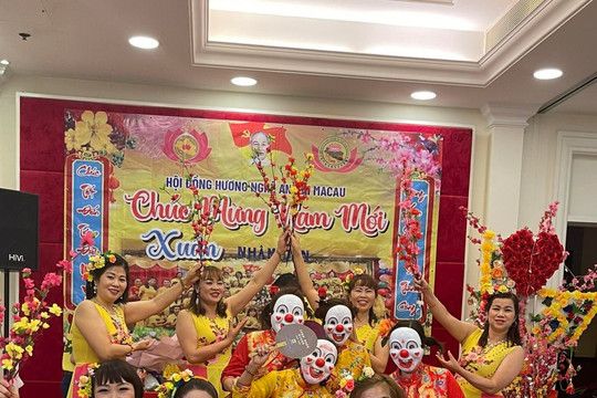 Hội đồng hương Việt Nam tại Macau (Trung Quốc) gặp mặt đầu Xuân Nhâm Dần