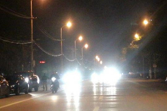 Cách sử dụng đèn pha khi tham gia giao thông an toàn và đúng luật