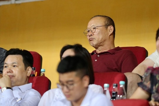 HLV Park Hang-seo đến Bình Định theo dõi Cúp Hoàng đế Quang Trung