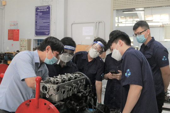 Hàng loạt đại học tại TP.HCM đón sinh viên trở lại trường sau Tết