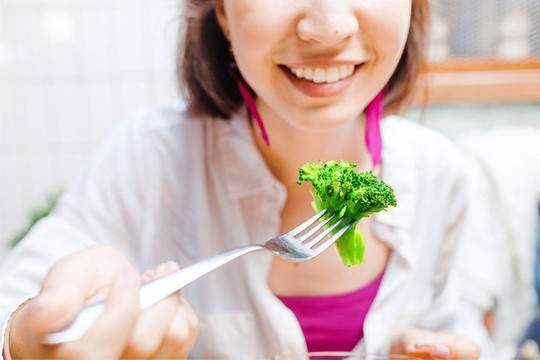 3 thực phẩm kích thích tế bào ung thư, 4 loại thức ăn có tính kiềm ức chế ung thư phát triển, ăn đúng sẽ không sợ bệnh, tăng tuổi thọ