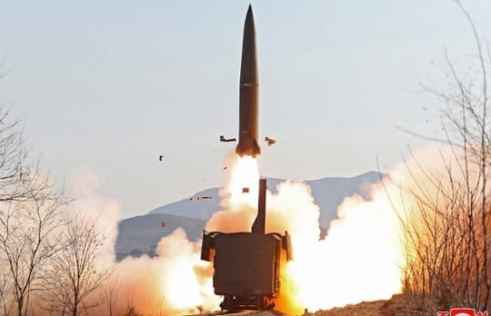 Triều Tiên nói gì về vụ phóng tên lửa mới nhất? Hàn Quốc 'lấy làm tiếc', Anh-Mỹ chung phản ứng