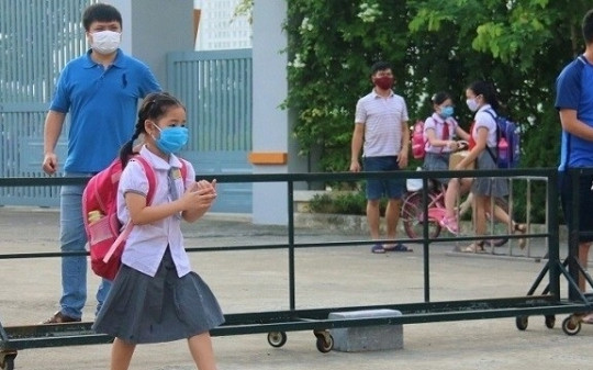 TP. Hồ Chí Minh: Nếu cha mẹ chưa đồng thuận, học sinh tiếp tục học trực tuyến sau Tết