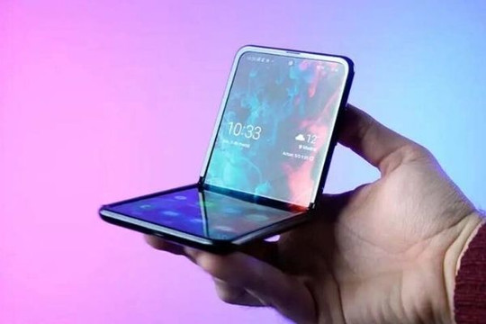 Hé lộ mẫu điện thoại gập 'vỏ sò' của Xiaomi
