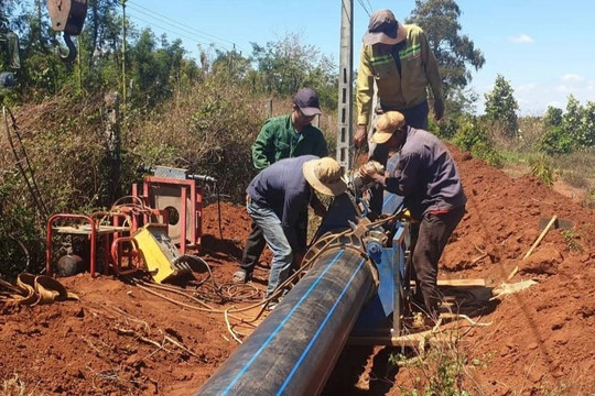 Làm rõ trách nhiệm vụ dự án cấp nước trên 72 tỷ đồng vỡ ống liên tục