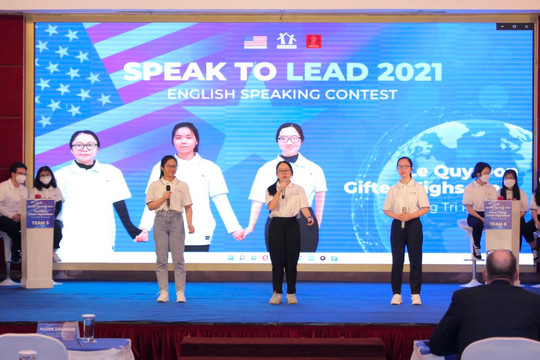 Cuộc thi hùng biện tiếng Anh Speak to Lead: THPT Chuyên Lê Quý Đôn (Quảng Trị) đạt giải quán quân