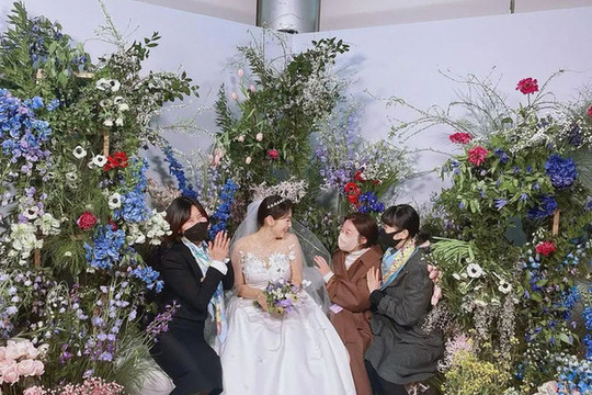 Hình ảnh hiếm hoi lễ cưới của Park Shin Hye và Choi Tae Joon