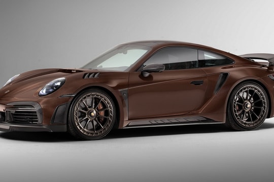 Porsche 911 Turbo S phiên bản độ với sợi Carbon màu nâu