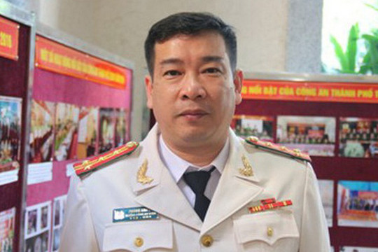 Khai trừ Đảng cựu Trưởng Công an quận Tây Hồ Phùng Anh Lê