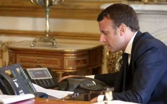 Tổng thống Pháp đôn đáo tìm cách xử lý khủng hoảng Nga-Ukraine