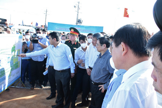 Thủ tướng yêu cầu đẩy nhanh tiến độ dự án sân bay Long Thành