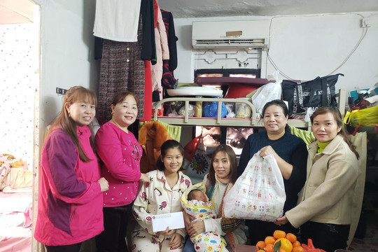 Trao 55 suất quà Tết cho người Việt gặp khó khăn tại Macau (Trung Quốc)
