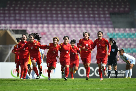 VFF tổ chức lễ mừng công tuyển nữ Việt Nam sau kỳ tích giành vé World Cup