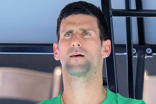 Djokovic lại bị Mỹ cấm thi đấu vì không tiêm vắc xin?