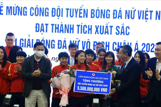 "Tuyển nữ Việt Nam là niềm tự hào của bóng đá Đông Nam Á"
