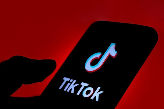 TikTok vẫn tiếp tục đề xuất livestream có nội dung 18+