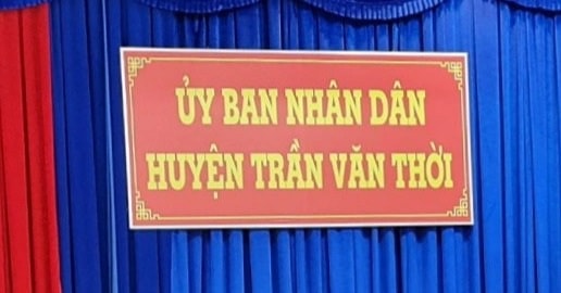 Không thụ lý vụ dân tố cáo UBND huyện làm lây lan dịch