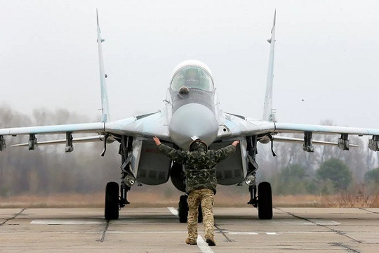 Thực hư tin đồn phi công quân sự Ukraine sắp bỏ việc?