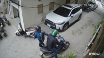 Cảnh giác: Nhóm trộm cướp vào tận nhà trộm xe SH trong vài giây