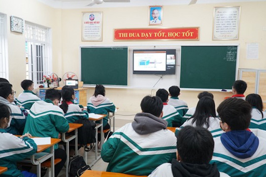 Trớ trêu học sinh đến lớp học trực tuyến vì giáo viên... F0