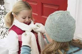 Cách giữ ấm chuẩn cho trẻ nhỏ trong những ngày buốt lạnh