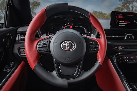 Toyota phát triển công nghệ vô lăng mới giúp an toàn hơn khi lái xe