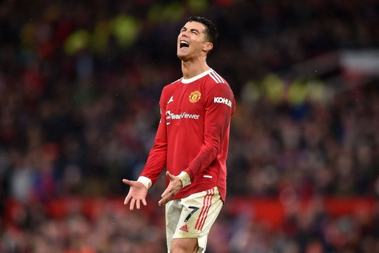 Ronaldo cần Champions League để vãn hồi niềm tin ở Man Utd