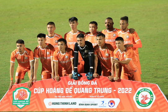 Bình Định có 19 cầu thủ mắc COVID-19, nguy cơ hoãn trận gặp Viettel