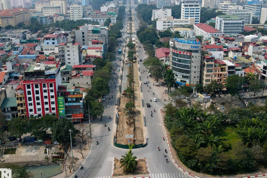 Xén dải phân cách, mở rộng đường tại 'điểm đen' ùn tắc giao thông ở Hà Nội
