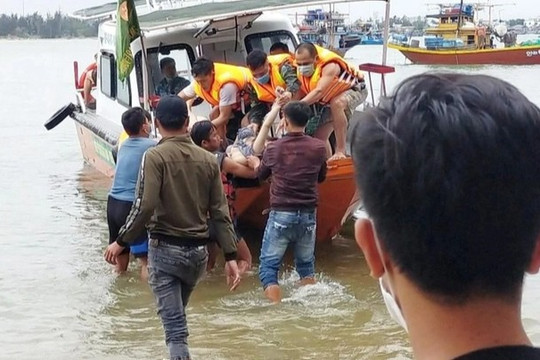 Vụ chìm ca nô du lịch: 8 nạn nhân người Hà Nội đều là họ hàng