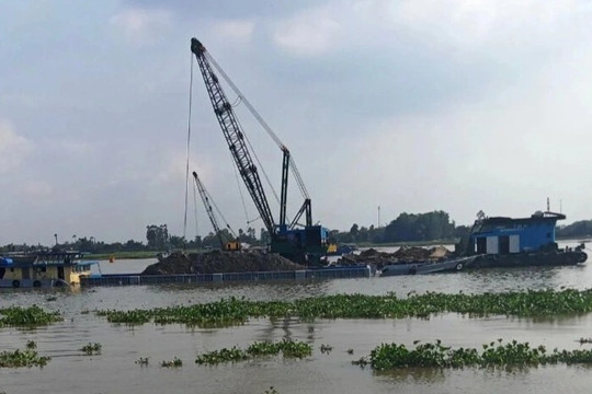 Xác định thủ phạm đang gây "biến dạng" Đồng bằng Sông Cửu Long