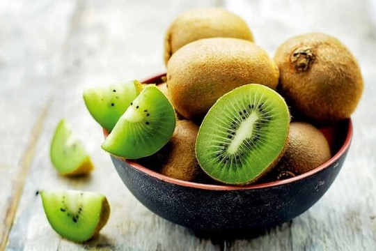 5 nhóm người cần chú ý khi ăn kiwi