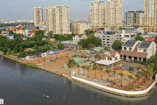 Làm sao để bờ sông Sài Gòn không là "của riêng" người giàu?