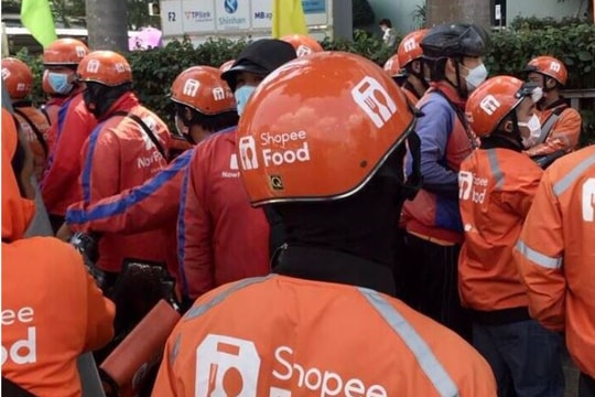 Shipper ShopeeFood được nhận gói hỗ trợ xăng dầu