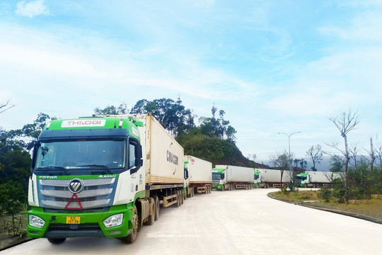 Giải pháp logistic qua cửa khẩu quốc tế Nam Giang cho doanh nghiệp Việt, Lào