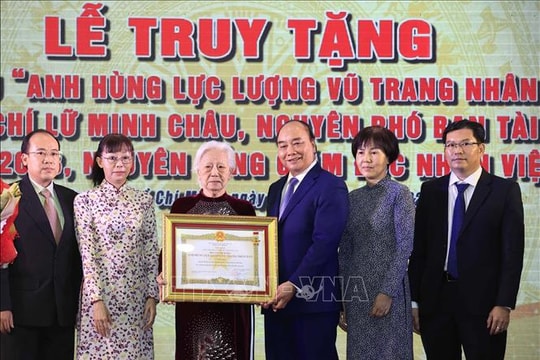 Chủ tịch nước dự Lễ truy tặng Danh hiệu Anh hùng Lực lượng vũ trang nhân dân cho đồng chí Lữ Minh Châu