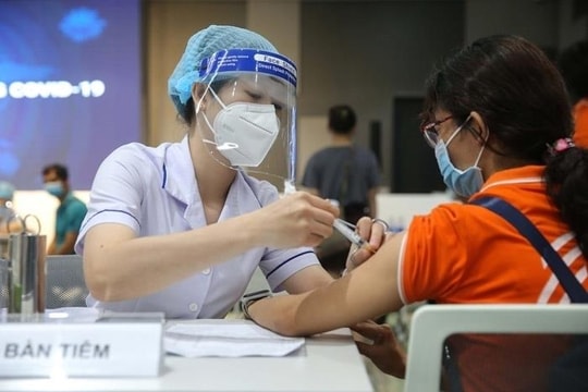 TP.HCM: Hơn 80% phụ huynh tiểu học đồng ý cho con tiêm vaccine COVID-19